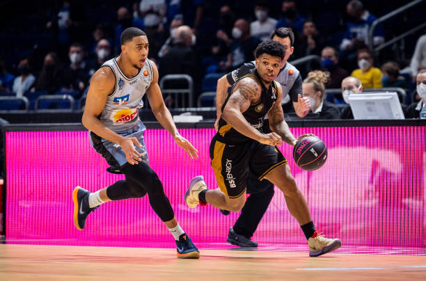 了自己在新 了自己在新