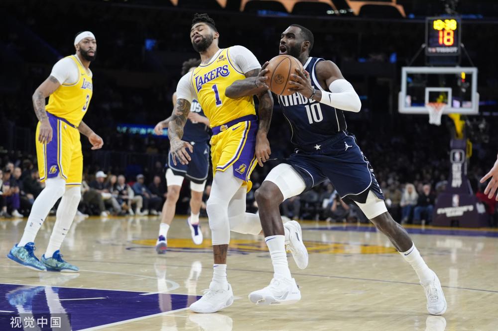 詹姆斯的3 詹姆斯的3