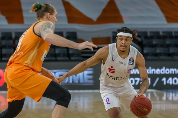 沉着的比赛 沉着的比赛