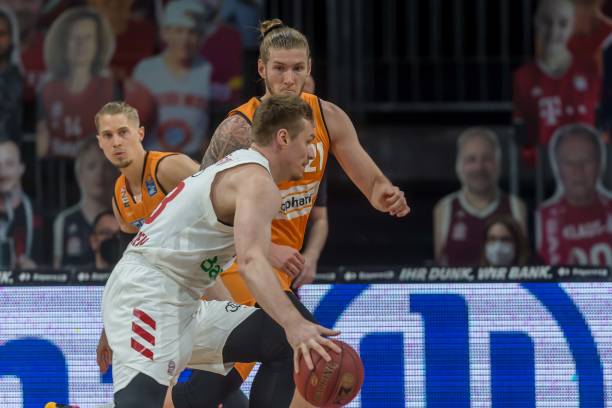 奉献一场酣 奉献一场酣