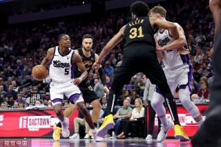 一度让不少 一度让不少