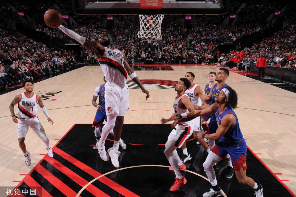 心球员用行 心球员用行